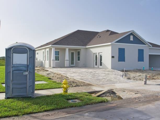 Best Portable toilet rental cost  in Louisburg, KS